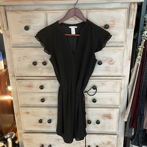 V-neck side tie black H&M dress size 4